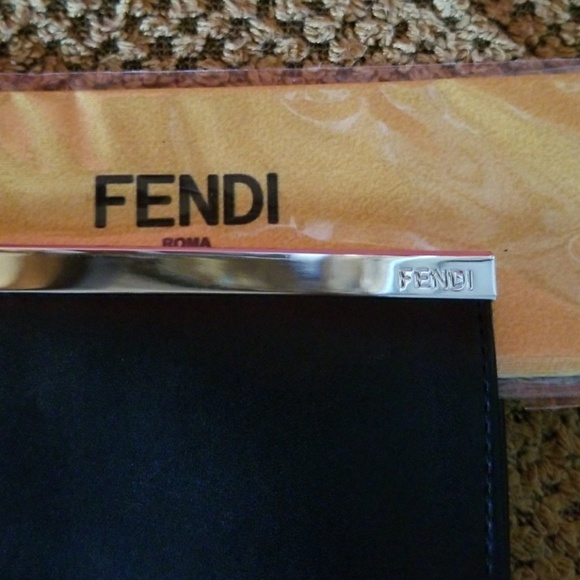 AUTHENTIC NEW  FENDI  EYEGLASS. CASE - Picture 2 of 4